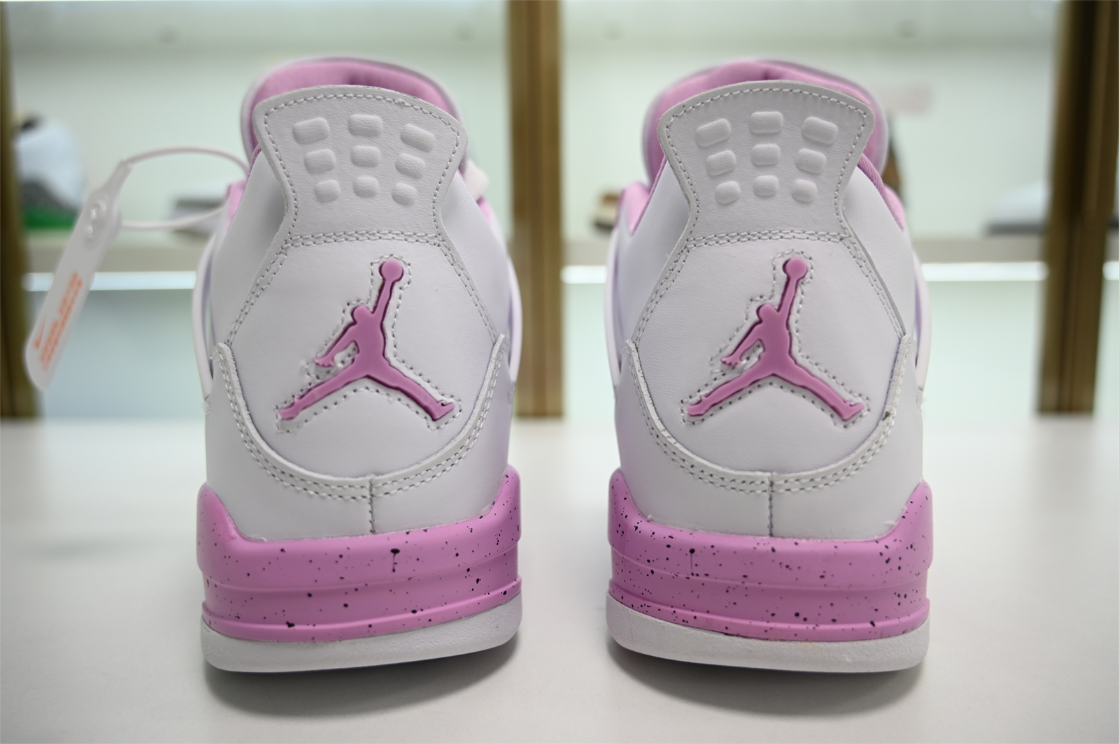 Air Jordan 4 pink CT8527-116