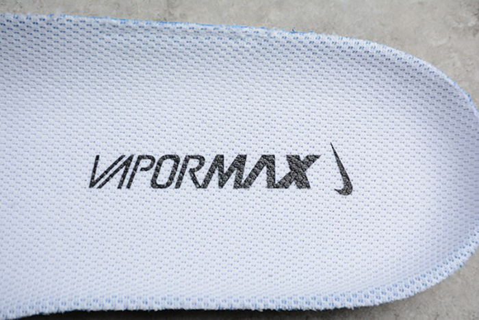 Nike Mens Air VaporMax Flyknit 2.0 Triple White 942842-100