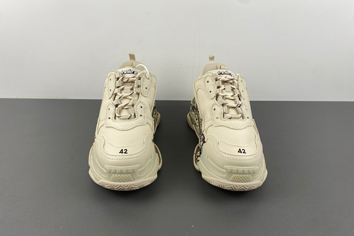 BALENCIAGA CREAM ‘TRIPLES’ SNEAKERS sail 536737 W2FAY 9016