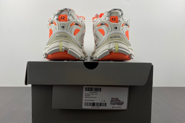 BALENCIAGA -Runner 7.0 877403 W1RB2 2115