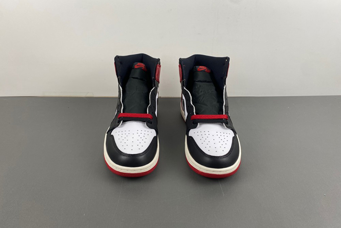 Air Jordan 1 High OG “Black Toe Reimagined” DZ5485-106