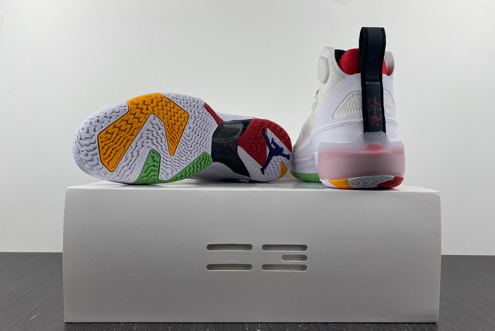 Air Jordan 37 “Hare” DD6958-160