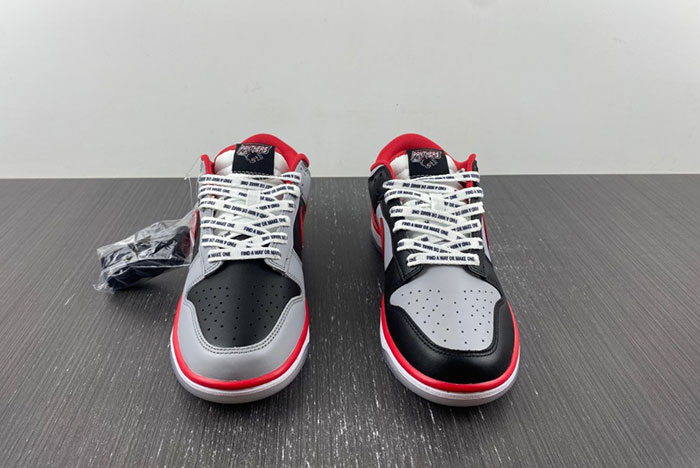 Nike Dunk Low “Clark Atlanta University” DR6189-001