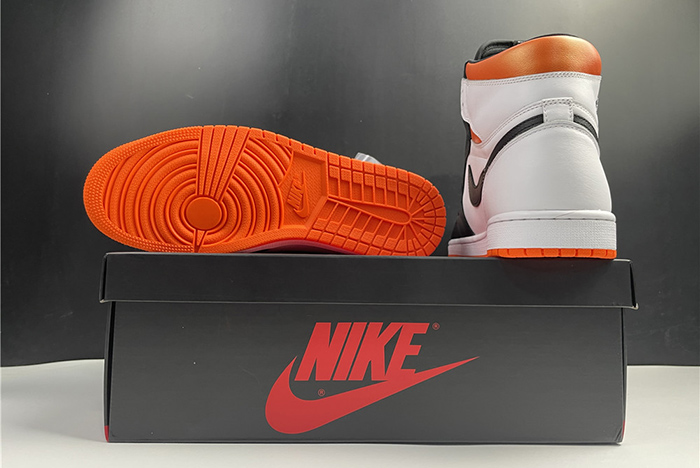 Air Jordan 1 High Electro Orange 555088-180