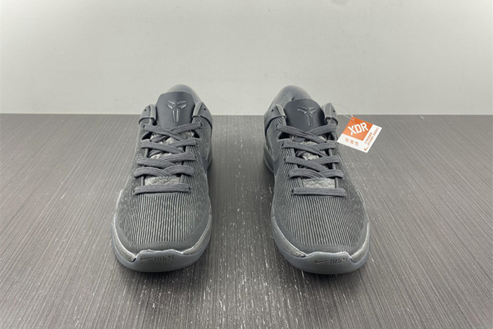 NIKE KOBE 7 FTB  Black Mamba Fade to Blcak 869460-442