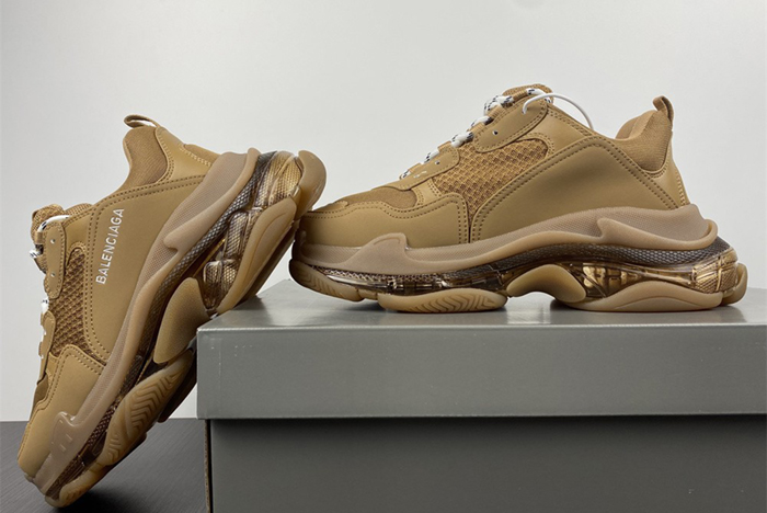 Balenciaga Triple S Black Sneaker 541624 W2GA1 2706