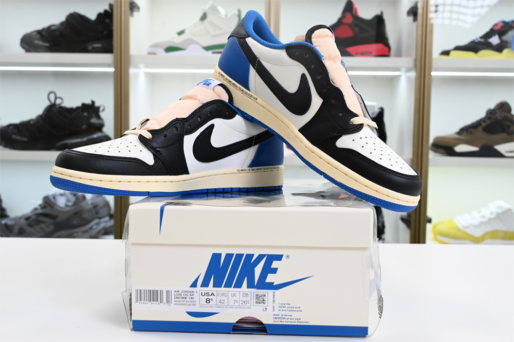 Travis Scott x Fragment x Air Jordan 1 Low DM7866-140