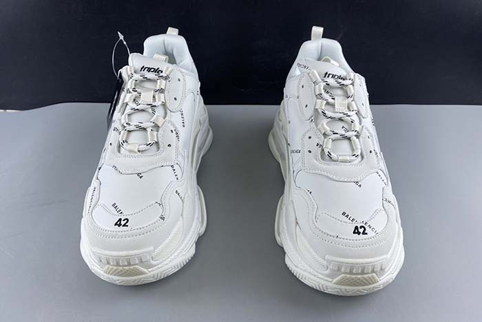 BALENCIAGA TRIPLE S TRAINERS WHITE LETTERS 541624 W09O1 8013