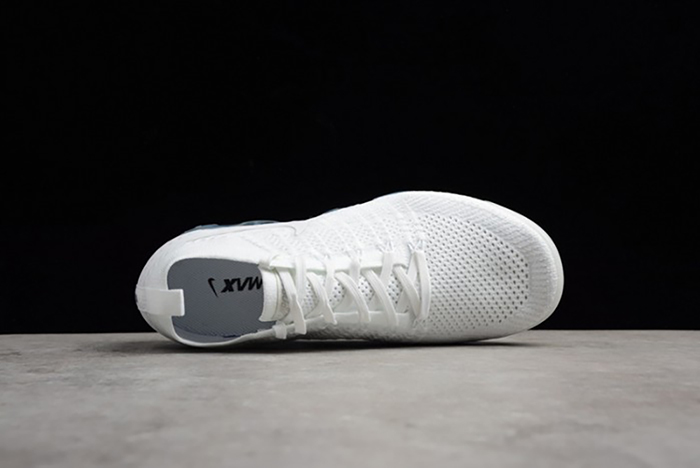 Nike Mens Air VaporMax Flyknit 2.0 Triple White 942842-100