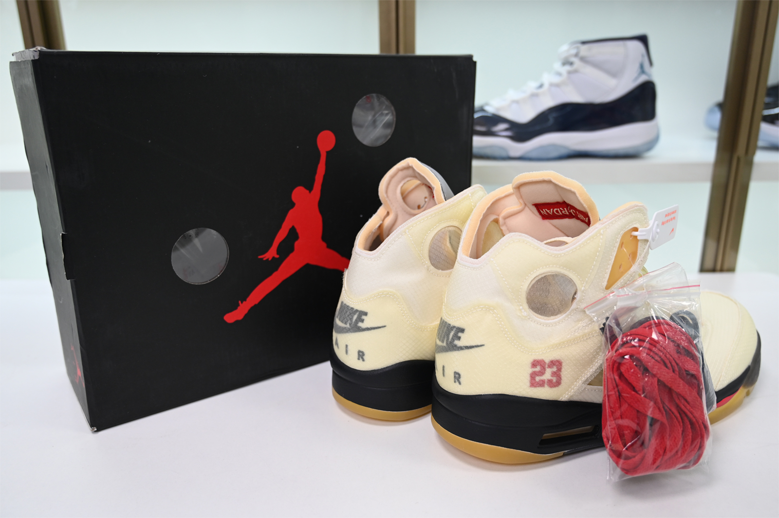 Off-White x Air Jordan 5 “Sail” DH8565-100