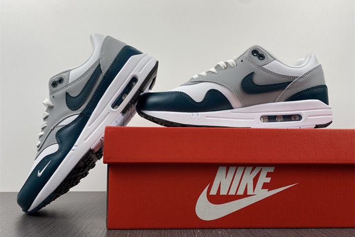 Nike Air Max 1 "Dark Teal Green" DH4059-101
