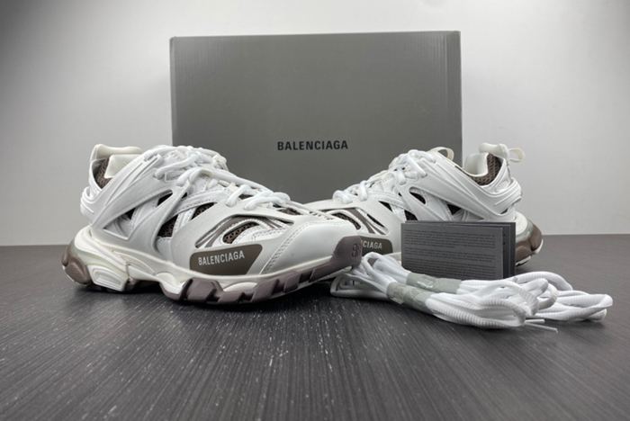 Balenciaga 3.0 Track Sneaker 542436 W5CB2 0609
