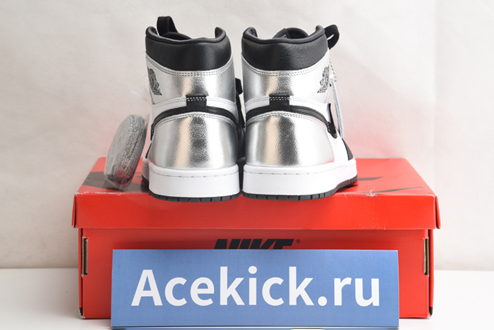 Air Jordan 1 High OG WMNS “Silver Toe” CD0461-001