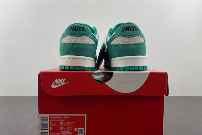Nike Dunk Low SE 85 Neptune Green DO9457-101