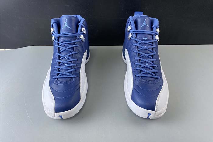 Air Jordan 12 130690-404