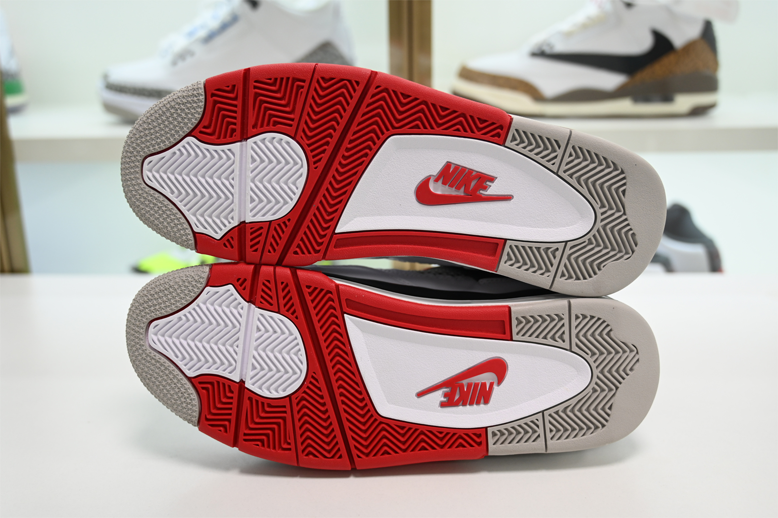 Air Jordan 4 “Fire Red” DC7770-160