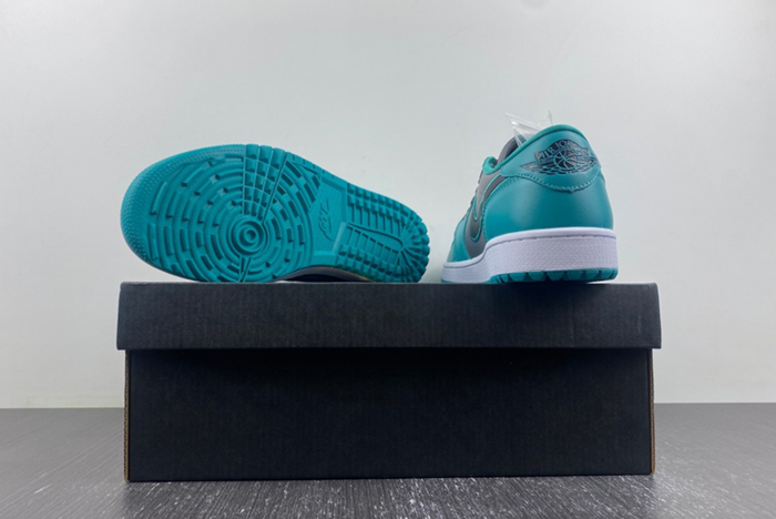 Air Jordan 1 Low Golf 