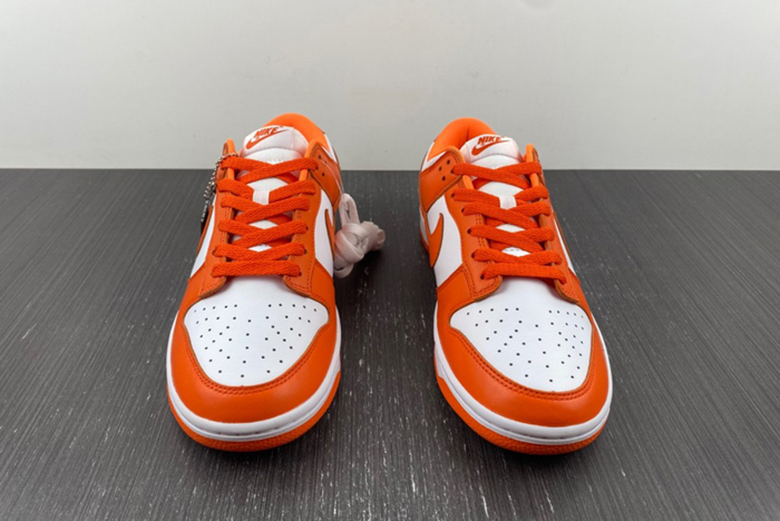 Nike Dunk Low SP Syracuse CU1726-101