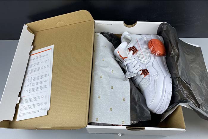 Air Jordan 4 “Orange Metallic” CT8527-114