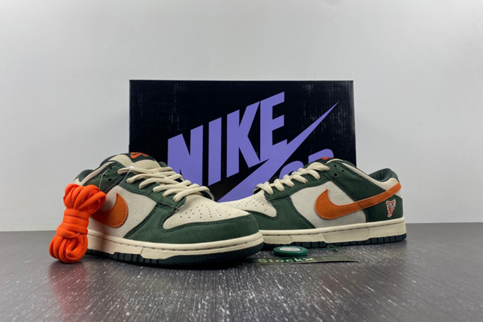 Nike SB Dunk Low Eire Men
