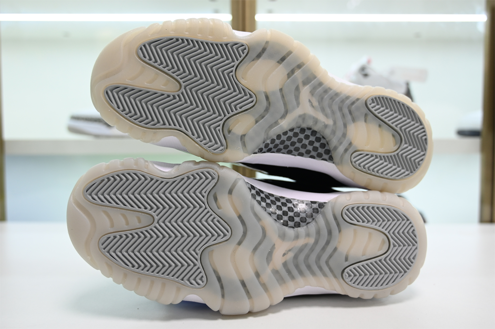 Air Jordan 11 “25th Anniversary” CT8012-011