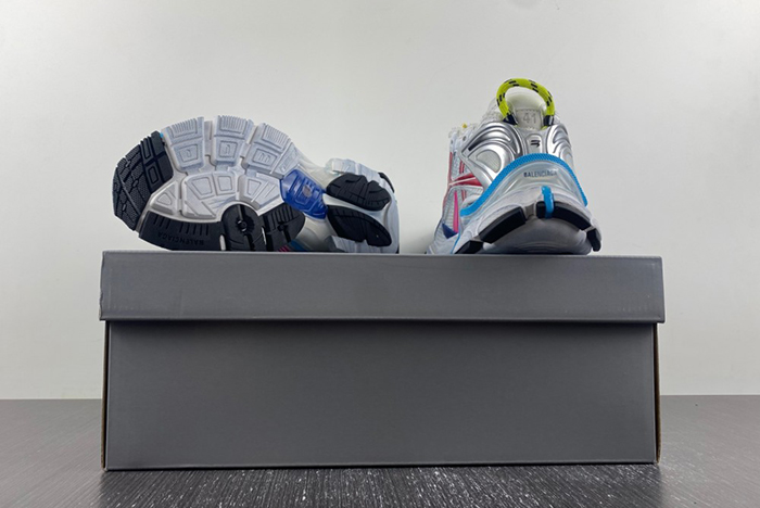 BALENCIAGA -Runner 7.0   772774 W3RBW 9645