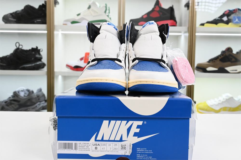 Air Jordan 1 Travis Scott High DH3227-105