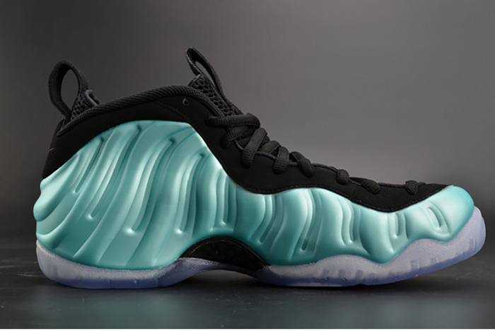 Nike Air Foamposite Pro "Island Green" Metallic Platinum mens 624041-303
