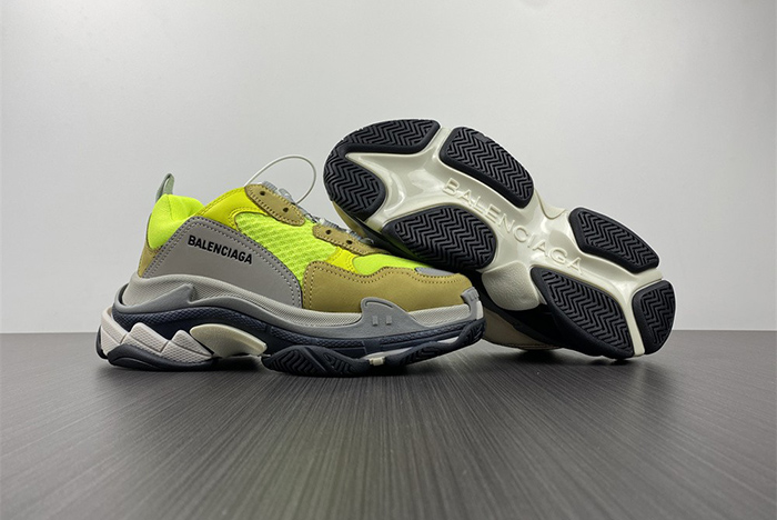 Balenciaga 1.0 Triple S Clear sole 524039 W09O3 1801