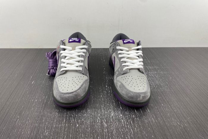 Nike SB Dunk Low Purple Pigeon Men
