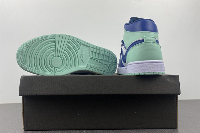AJ1 AIR JORDAN 1 MID  " Blue Mint "554724-413