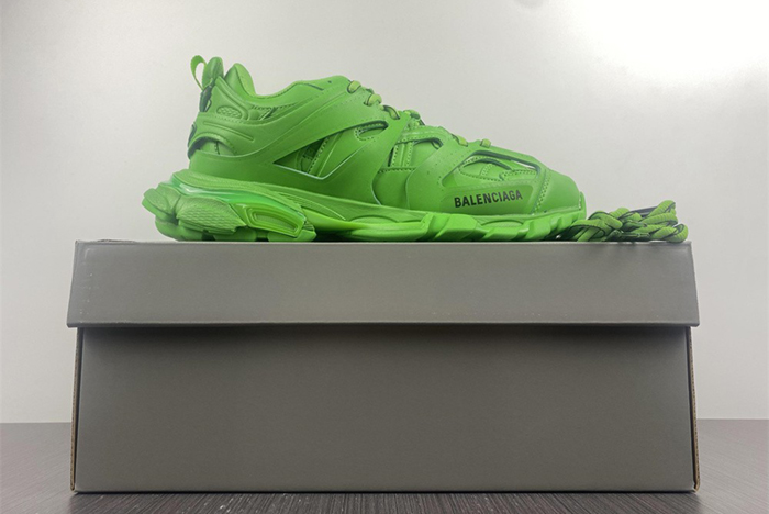 Balenciaga 3.0  Track Sneaker Green 542023 W2LB1 3051