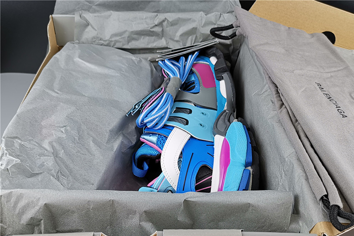 BALENCIAGA TRACK RUNNERS BLUE 542436W1GB54162