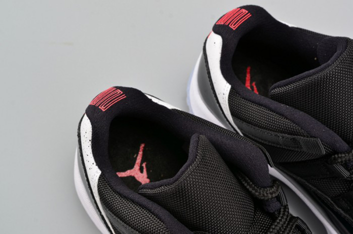 AIR JORDAN 11 RETRO LOW