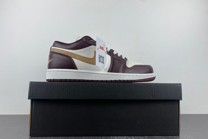 Air Jordan 1 Low WMNS Mocha DC0774-200