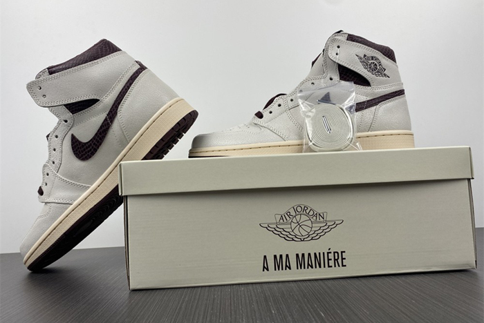Air Jordan 1 High OG X A Ma Maniere DO7097-100