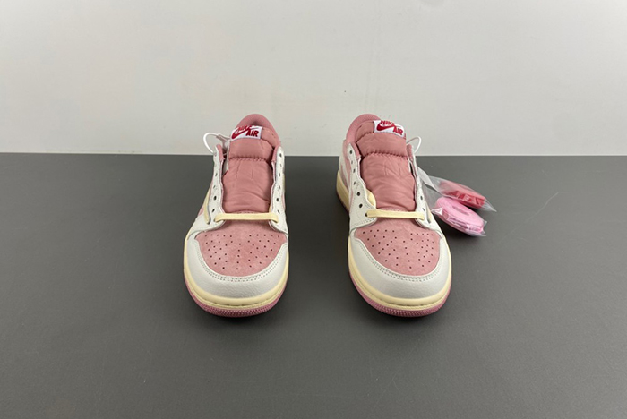 Travis Scott x Air Jordan 1 Low OG PINK  DM7866-600