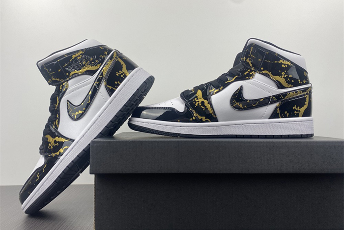 AIR JORDAN 1 Mid Island Green 554724-132