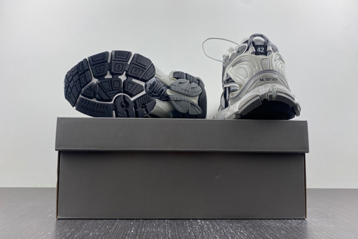 Balenciaga white grey black 772774-W3RNY-9012