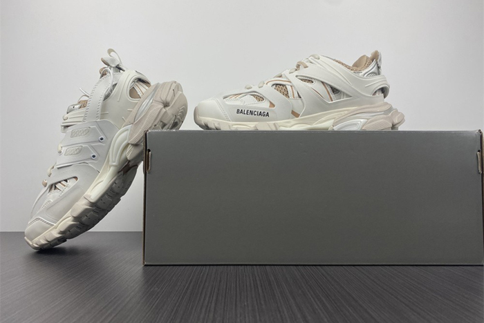 Balenciaga 3.0 Track Sneaker 542023 W3AC4 9062