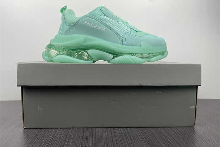 Balenciaga Triple S Black Sneaker 541624 W2GA1 4500