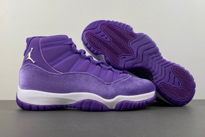 Air Jordan 11 CT8012-555