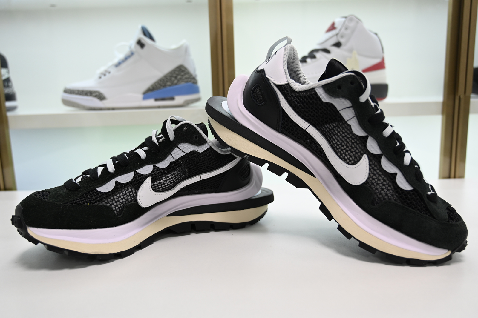 Nike Vaporwaffle sacai Black White CV1363-001