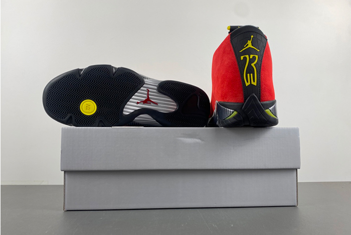 Jordan 14 Retro Ferrari (2025) - IF5015-600