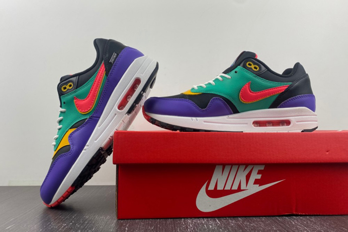 Nike Air Max 1 Windbreaker Men
