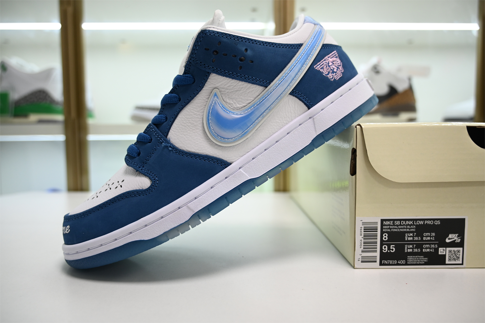 Born x Raised x Nike SB Dunk Low FN7819-400