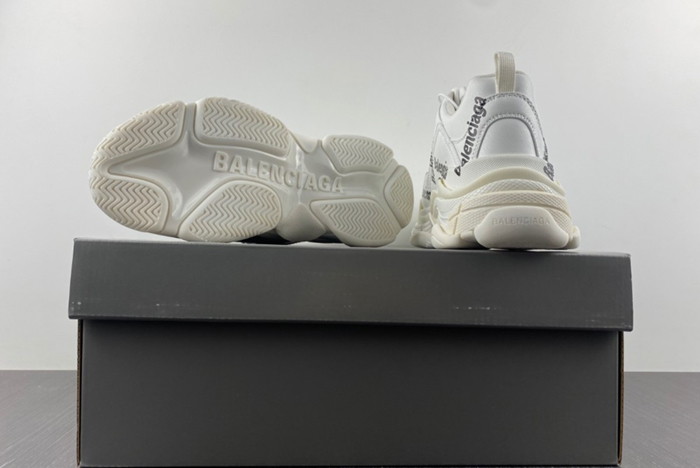 Balenciaga Wmns Triple S 