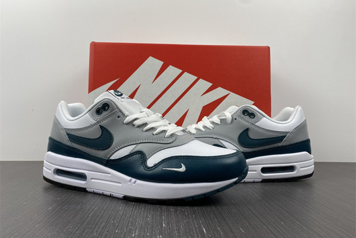 Nike Air Max 1 "Dark Teal Green" DH4059-101