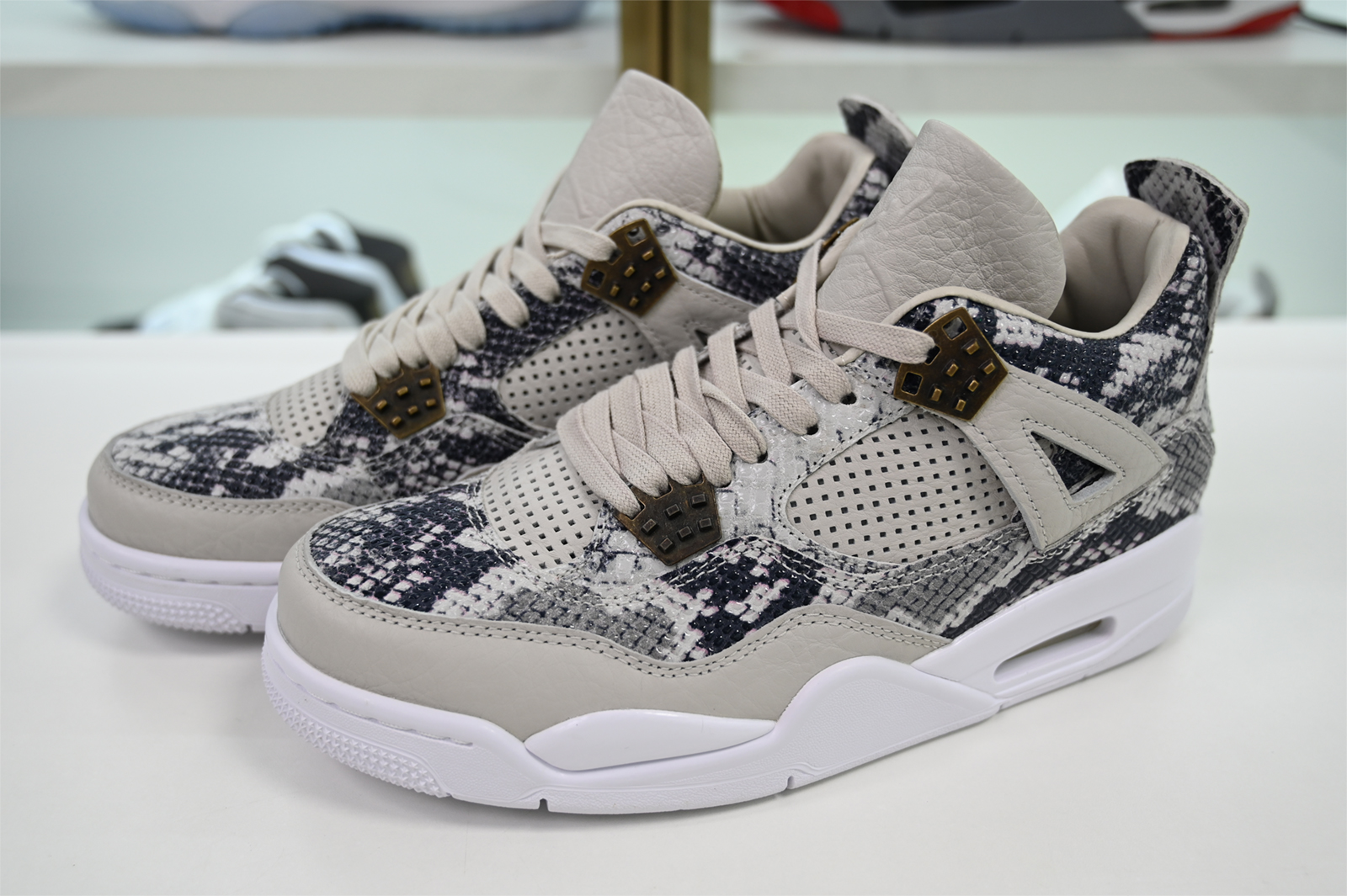 Jordan 4 Retro Snakeskin Men