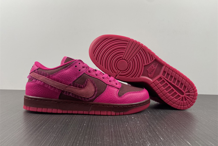 Nike Spruces Up Its Dunk Low